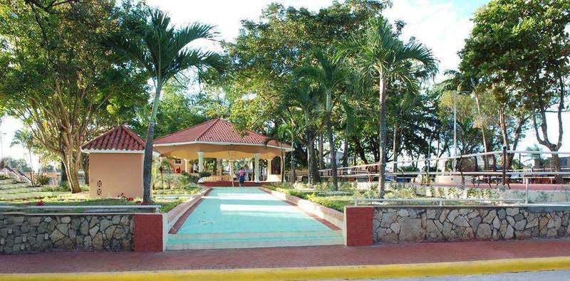 Parque Central de La Victoria — foto libre para prensa